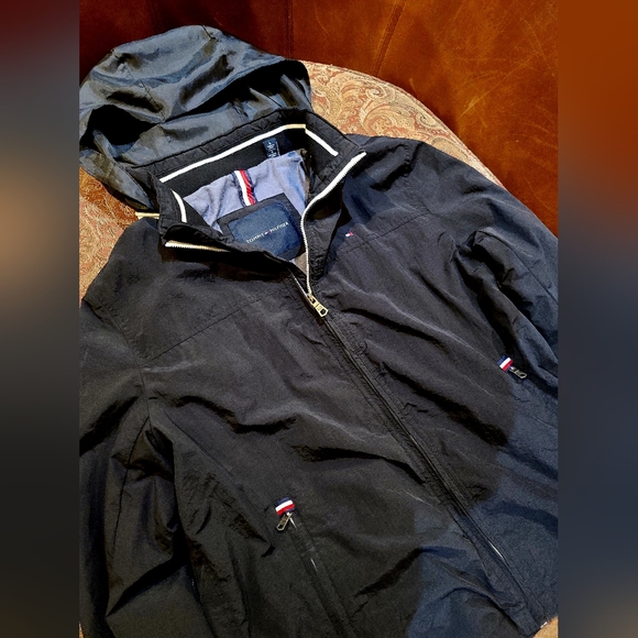 Tommy Hilfiger Black hoodie jacket - Picture 2 of 7